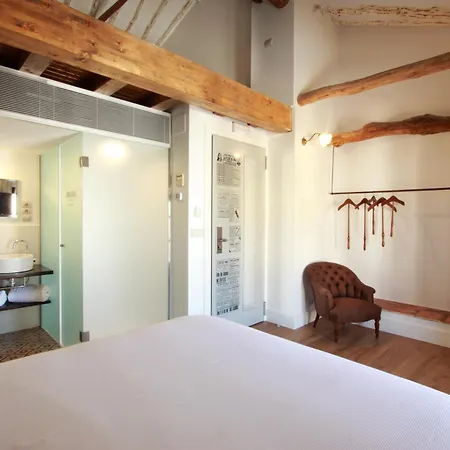 Patria Chica Hotell 4*