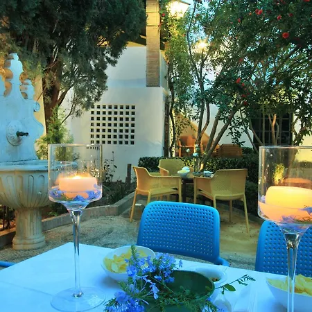 Hotell Patria Chica 4*