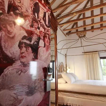 Hotel Patria Chica 4*